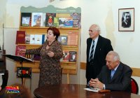 Александр Пирадов - знаток живописи и коллекционер тбилисской художественной школы живописи Александр Пирадов - знаток живописи и коллекционер тбилисской художественной школы живописи