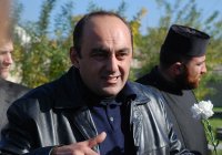 Левон Чидилян - один из учредителей, возрожденного в Тбилиси при Епархии ААЦ в Грузии, Центра армянской культуры «(h)АйАрТун» - его директор по культуре Левон Чидилян - один из учредителей, возрожденного в Тбилиси при Епархии ААЦ в Грузии, Центра армянской культуры «(h)АйАрТун» - его директор по культуре
