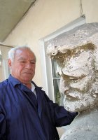 Аваков Владимир Саркисович – скульптор, член союза армянских художников Грузии, активный член армянской общины Тбилиси Аваков Владимир Саркисович – скульптор, член союза армянских художников Грузии, активный член армянской общины Тбилиси