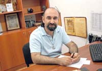 Нарек Арутюнян (Narek Artounian) – один из учредителей и руководителей центра культуры "Narecatsi Art Institute" в Ереване, бизнесмен и меценат