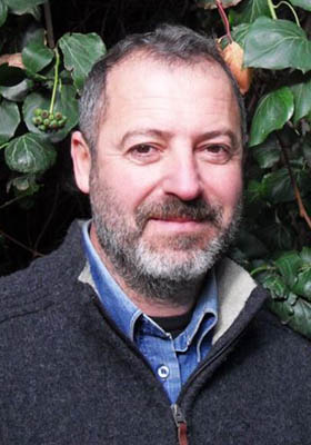 Мигран Дилбарян – архитектор и художник, дизайнер и мастер художественной ковки, член Союза художников Грузии с 1996 года