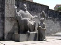 Памятники Еревана