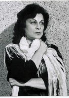 Эльвира Григорьевна Узунян – народная артистка Армении и Грузии, колоратурное сопрано, прима ереванской оперы им. Спендиарова второй половины XX века Эльвира Григорьевна Узунян – народная артистка Армении и Грузии, колоратурное сопрано, прима ереванской оперы им. Спендиарова второй половины XX века