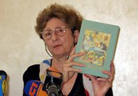 Агаси Айвазян - известный армянский писатель Агаси Айвазян - известный армянский писатель