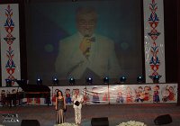 Карен Робертович Кочарян — популярный телекомментатор, режиссер, сценарист, известный ведущий госконцертов и юбилеев Карен Робертович Кочарян — популярный телекомментатор, режиссер, сценарист, известный ведущий госконцертов и юбилеев