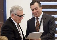 Карен Робертович Кочарян — популярный телекомментатор, режиссер, сценарист, известный ведущий госконцертов и юбилеев Карен Робертович Кочарян — популярный телекомментатор, режиссер, сценарист, известный ведущий госконцертов и юбилеев
